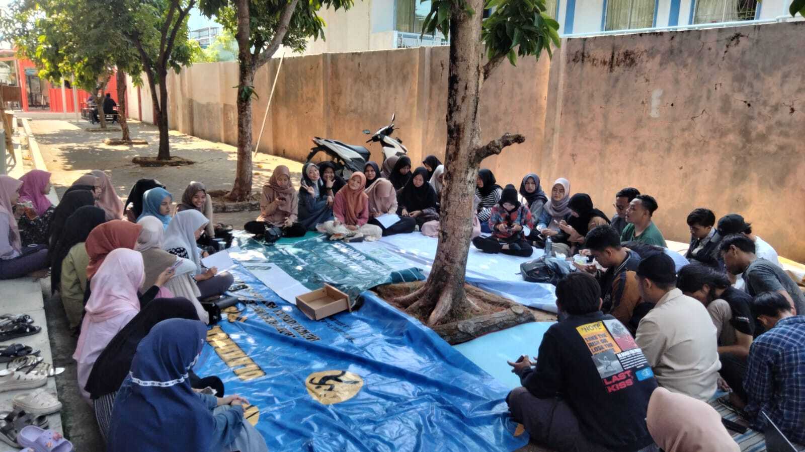 Jelang Acara Gebyar Bahasa Arab (GBA), HMJ-PBA Adakan Rapat