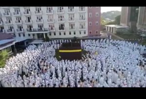 Mahasiswa Jurusan Pendidikan Bahasa Arab IAIN Syekh Nurjati Cirebon Ikuti Praktek Manasik Haji dan Umroh