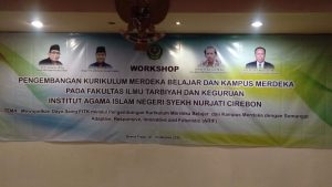 Ketua Jurusan dan Sekretaris Jurusan Pendidikan Bahasa Arab (PBA) Ikuti Workshop Pengembangan Kurikulum